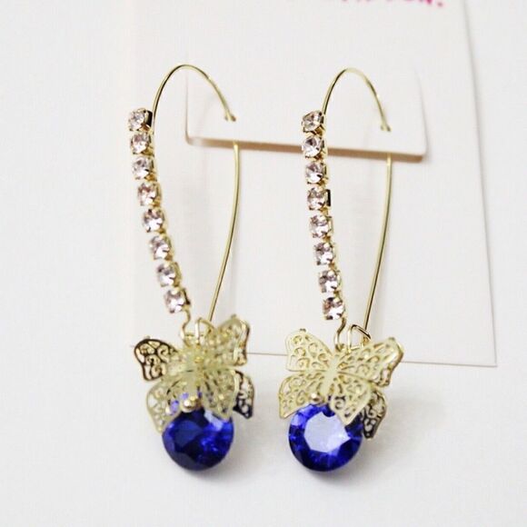 💙 Betsey Johnson dangle butterfly earrings 💙 - Picture 3 of 6